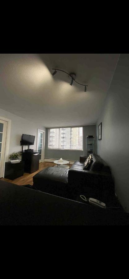 Cozy Vancouver Condo Екстер'єр фото
